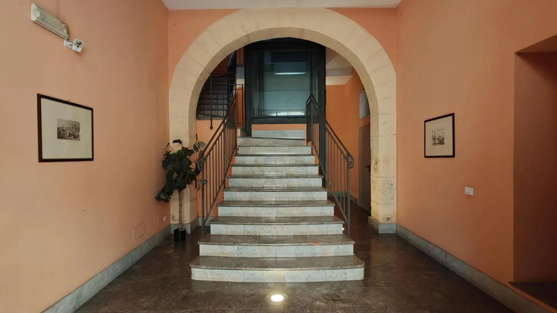 Chiara'S Holiday House Appartamento Centro Storico Palermo